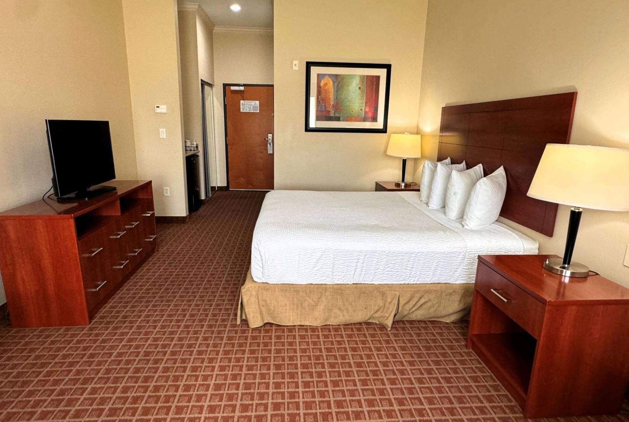 Ramada By Wyndham College Station Hotell Exteriör bild
