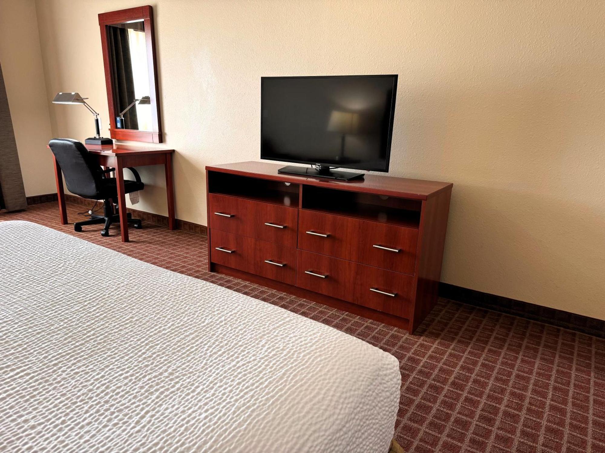 Ramada By Wyndham College Station Hotell Exteriör bild