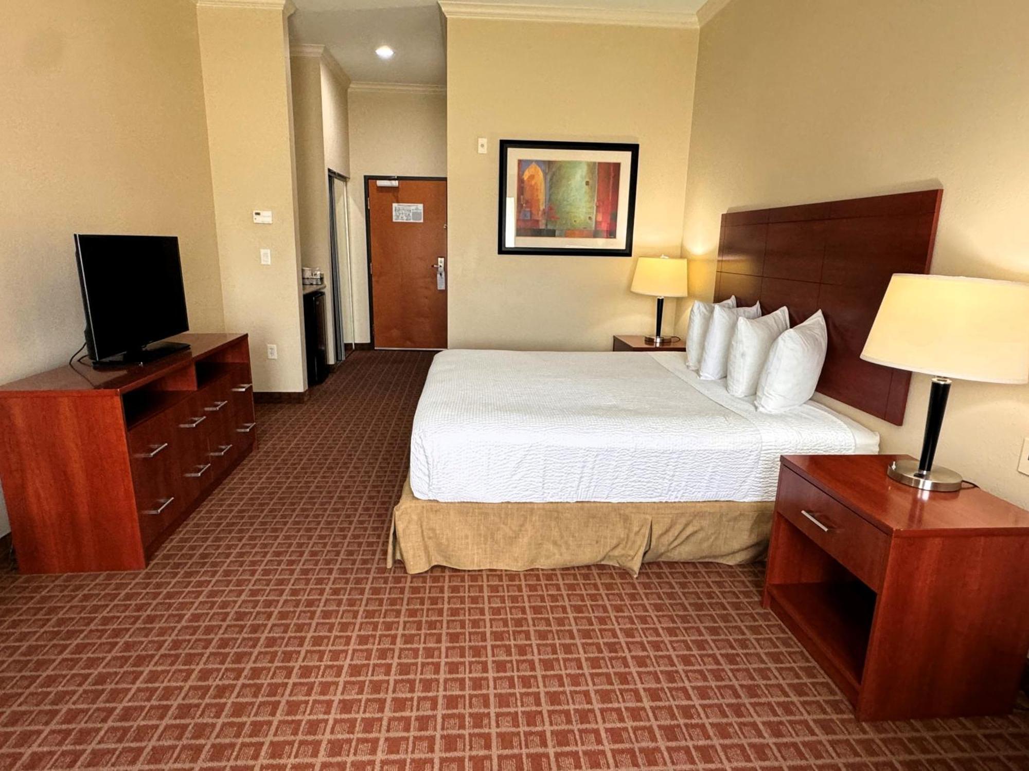 Ramada By Wyndham College Station Hotell Exteriör bild